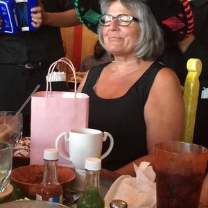 Meet your Posher, Brenda